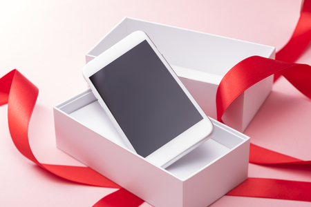 smartphone giftの写真素材