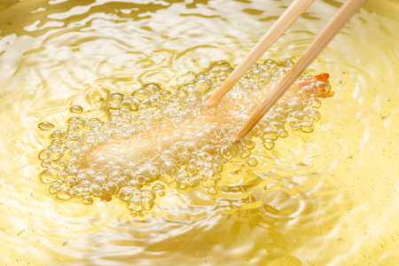 Cooking Fried shrimp in the kitchen.の写真素材