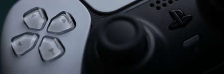 Control buttons on sony playstation 5 game controller closeupのeditorial素材