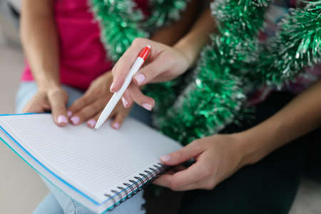 Empty diary page and penの写真素材