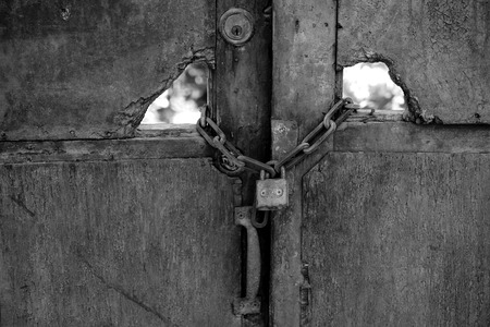 Padlock on the gateのeditorial素材