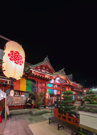 tokyo, japan - january 02 2020: Buddhist Tokudaiji temple in the Ameyoko street of Tokyo illuminated by paper lanterns at night.のeditorial素材