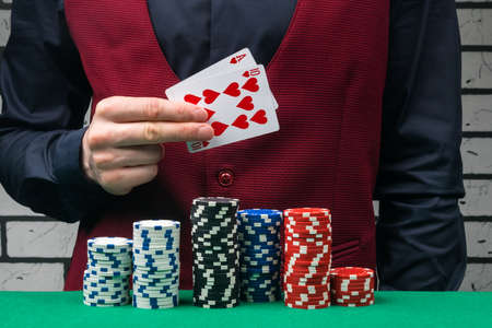 the dealer's hand is a winning combination of cardsの写真素材