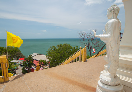 thai buddha and seaの写真素材