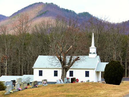 An rural country church in Virginia with beautiful mountain around.  60025		の写真素材