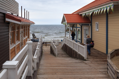 ZELENOGRADSK, KALININGRAD REGION, RUSSIA  - SEPTEMBER 08, 2018: Wooden houses on the Baltic Sea coast in the resort town of Zelenogradsk (Cranz).のeditorial素材