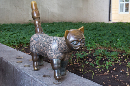 KLAIPEDA, LITHUANIA - SEPTEMBER 22, 2018: Sculpture known as Cat with intellectual human face in the center part of Klaipeda. One of the most popular modern sculptures in the city.のeditorial素材