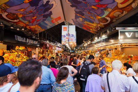 BARCELONA, SPAIN - MAY 16, 2017: Unknown people on the famous La Boqueria market in Barcelona.のeditorial素材