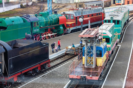 KYIV, UKRAINE - JANUARY 07, 2014: Retro trains near the Kyiv-Pasazhyrskyi railway station.のeditorial素材