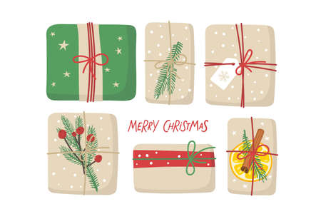 Set of Christmas Gift boxes in craft paper with nature decor, spruce twig, cinnamon stick, red berries. Zero waste, eco friendly packaging gifts. Flat vector isolated on white backgroundのイラスト素材