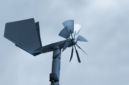 feathering propeller (special blue toned photo f/x, focus point on the center of the image)