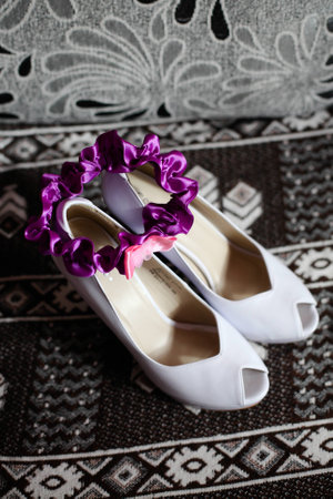 Bride wedding shoes white and purple garter 1