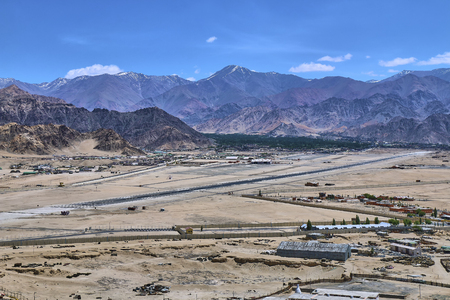 Beautiful landscape with snow capped Himalaya mountains and a Leh airport in Ladakh, India.の素材 [FY310111392174]