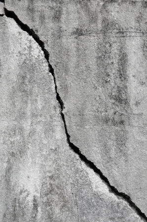 Cracked Wallの写真素材