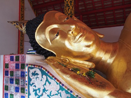 Reclining Buddhaの写真素材