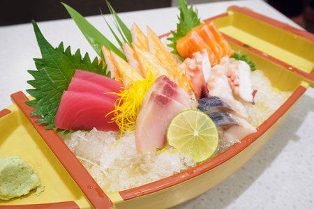 japanese sashimi set on boat plateの写真素材