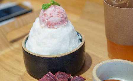 "Bingsu" shaved ice with strawberry ice cream and mint;Korea dessertの写真素材