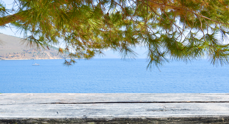 empty tableの写真素材