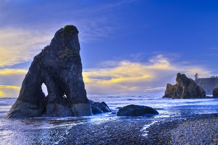 Rugged, rocky coast of Ruby Beach.の写真素材
