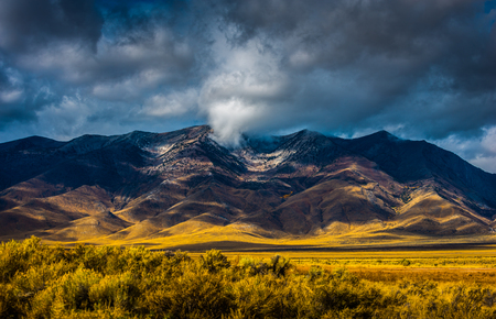 Thick clouds over Ruby Mountains nevadaの写真素材