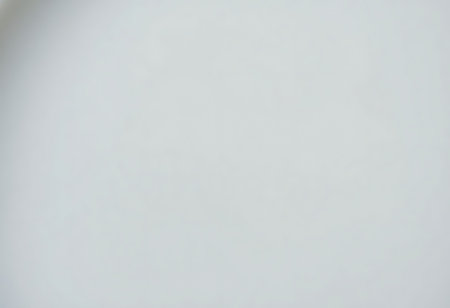 close up of a white plate on a tableの素材