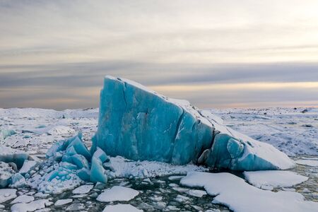 Aerial view of the J kuls rl n glacial lagoon and floating icebergs. The beginning of spring in Icelandの写真素材