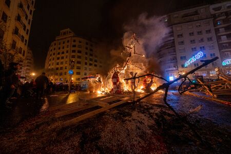 Cream Night. End of the feast of Fallas, when all papermache models on the street are burned. Intangible World Heritage Site by Unesco. Valencia, Spain, March 19, 2019.のeditorial素材