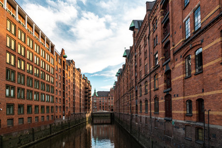 Summer Waterside View of Historic Hamburg Architectureの写真素材