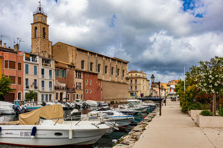 View of Martigues, district of the island, the Venice of Provence, welcome to Provence.のeditorial素材