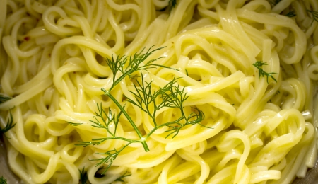 a type of fresh pasta similar to spaghettiの写真素材