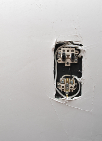 wall outlet for electricity repair