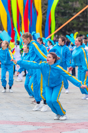 Petropavlovsk, Kazakhstan - May 1, 2019: Songs and dances in the national costumes of the peoples of Kazakhstan. May 1 in Kazakhstan is the Day of Unity of the People.のeditorial素材