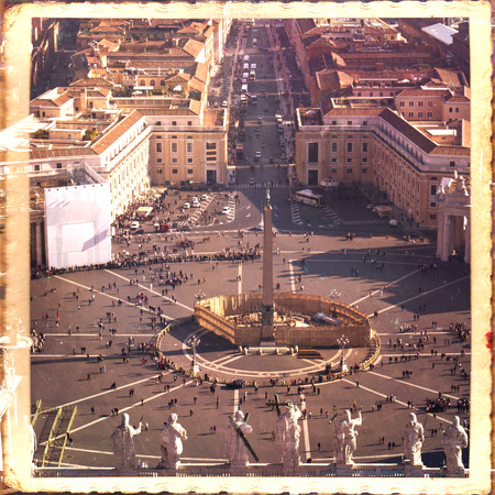 Piazza San Pietro in Vatican City, Rome, Italyのeditorial素材