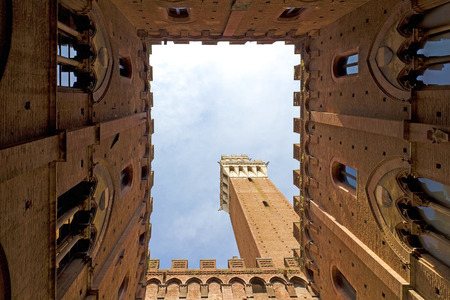 Campo Square with Mangia Tower, Siena, Italyの写真素材