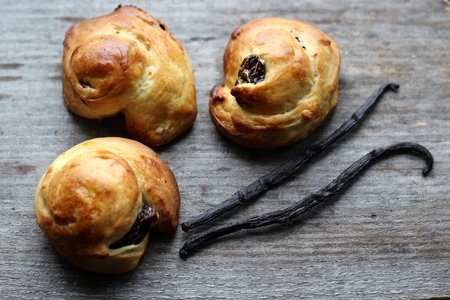 french sweet breakfast - raisin scones  pain au raisin の写真素材