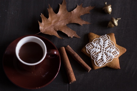 coffee and gingerbreadの写真素材