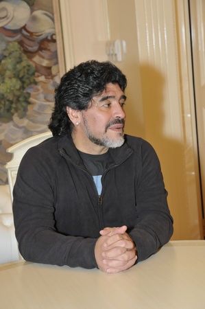 MOSCOW - SEPTEMBER 30: Footballer Diego Maradona at a friendly meeting on September, 30, 2010 in the Supreme Court of the Russian Federation, Moscow, Russia のeditorial素材