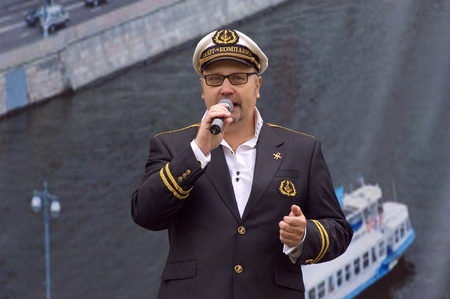 MOSCOW, SEPTEMBER 2  Artists of Kayut-Compania group on Day of Moscow city on September, 2, 2012 in Moscow, Russiaのeditorial素材