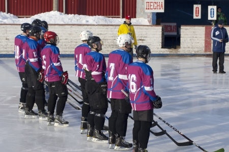 PODOLSK - FEBRUARY 17 : Unidentified players just before game のeditorial素材