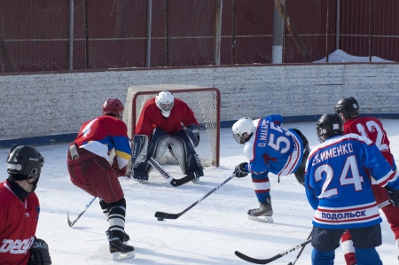 PODOLSK - FEBRUARY 17 : Unidentified players in action on game のeditorial素材