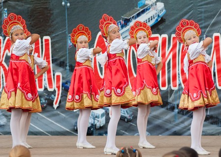 MOSCOW, SEPTEMBER 9: Culture folk collective Rodnichok dance on a scene on Day of Moscow city on September, 9, 2014 in Moscow, Russiaのeditorial素材