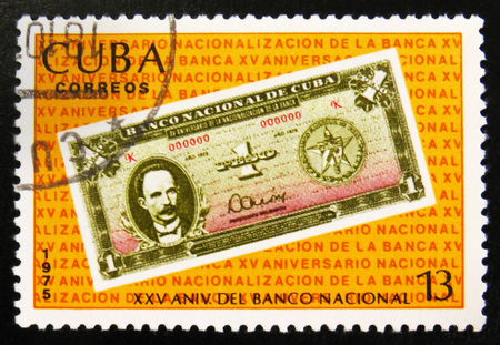 MOSCOW, RUSSIA - JULY 15, 2017: A stamp printed in Cuba shows One peso banknote, image of a from the seriesのeditorial素材