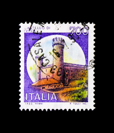 MOSCOW, RUSSIA - NOVEMBER 24, 2017: A stamp printed in Italy shows Castles - Ivrea, serie, circa 1980のeditorial素材