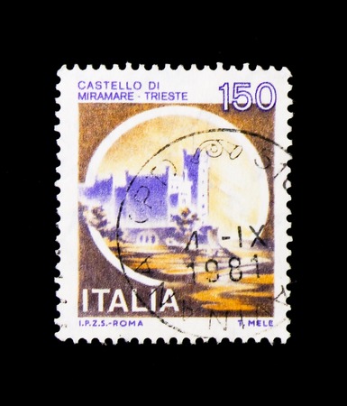 MOSCOW, RUSSIA - NOVEMBER 24, 2017: A stamp printed in Italy shows Castles - Trieste, serie, circa 1980のeditorial素材