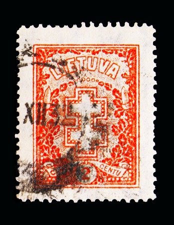 MOSCOW, RUSSIA - MAY 16, 2018: A stamp printed in Lithuania shows Cross and honorary wreath, serie, circa 1927のeditorial素材