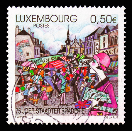 MOSCOW, RUSSIA - AUGUST 18, 2018: A stamp printed in shows , serie, circa 19のeditorial素材