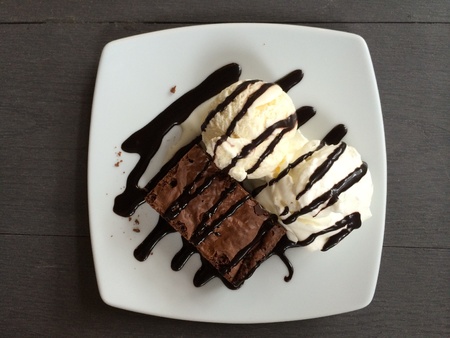 Homemade brownies ice creamの素材