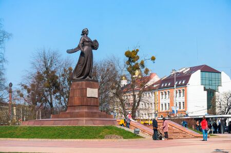 Motherland monument at the intersection of Teatralnaya street and Leninsky Prospekt in Kaliningrad, a monument designed by sculptor Boris Vasilyevich Edunov, Kaliningrad, Russia, April 6, 2019のeditorial素材