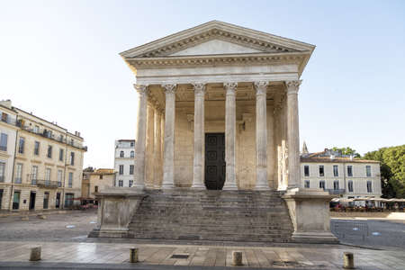 Maison Carree in Nimes, Languedoc-Roussillon, France.のeditorial素材