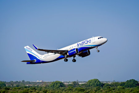 Nagpur, Maharashtra, India-June 12th, 2023: Indigo flight takes off from with clear blue sky background.のeditorial素材